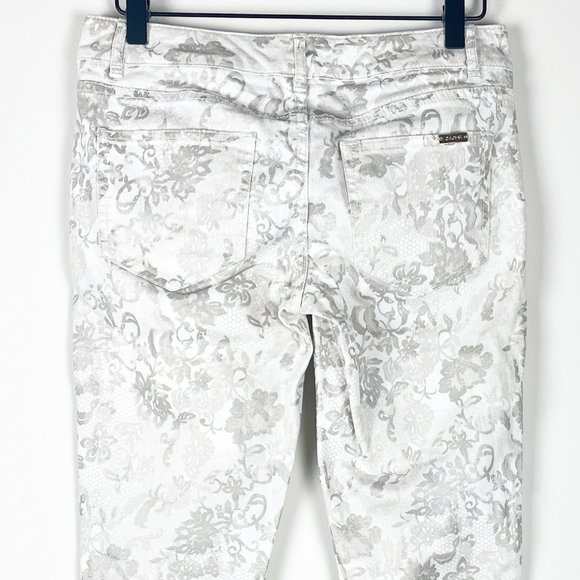 2/$30 Cache Skinny Floral Metallic Jeans 0 - Picture 5 of 5